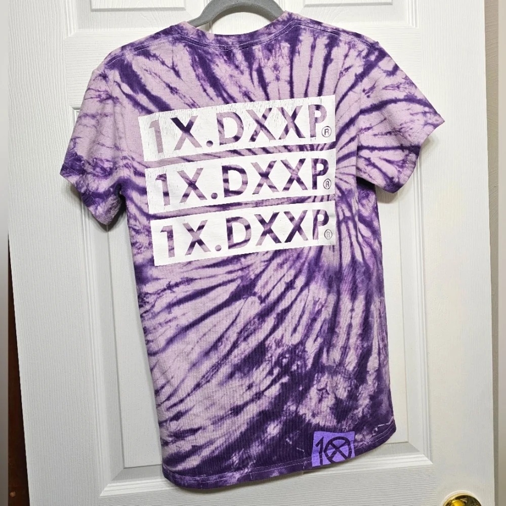 ✨️3/$20 Tees✨️ 10.Deep Purple Swirl Tie-Dye Logo Tee Men's Size Small - No Tag - Picture 6 of 7